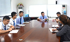 烈日下的融冰之旅-尊龙官网登录人生就是博登录之家安徽分公司合肥长江东路店新员工入职培训