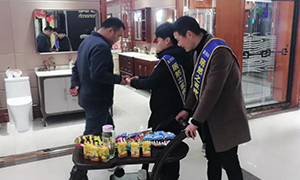 真诚服务 如家知心&mdash;安徽分公司淮南店小推车送茶点服务让温暖长留心间